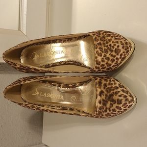 Leopard  gold heels